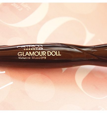 Glamour Doll Volume Mascara