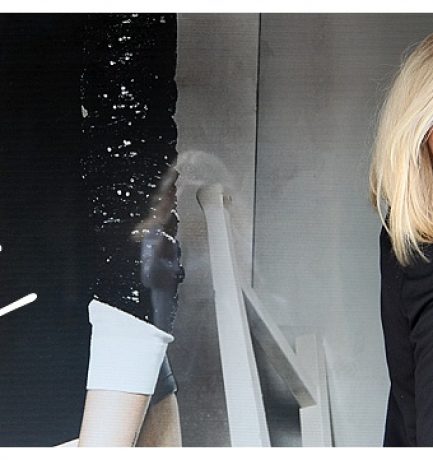 BLACK & WHITE TROUSERS