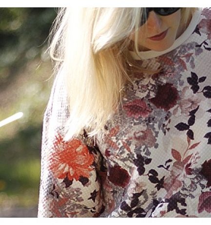 FLORAL, poetische Looks