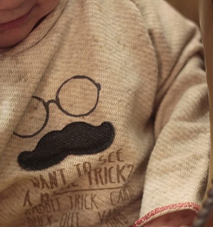 Mustache, Dubai, Café & Co.