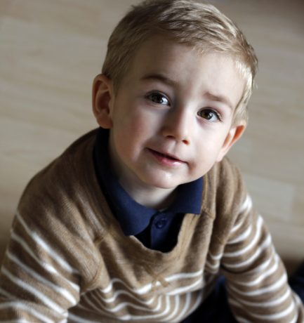 Beige weiß gestreift