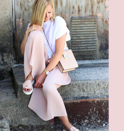 Sportlich modern in Rosé-Tönen