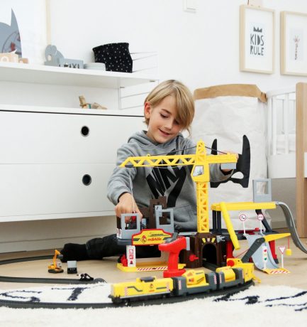 [ Anzeige ] Jede Menge Baustellen-Spaß mit märklin – my world