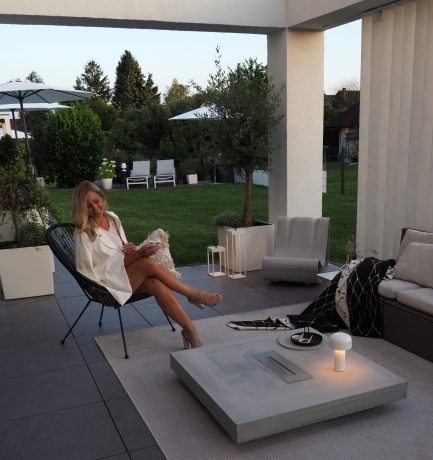 Abendstimmung im Garten | Stilvoller Loungebereich