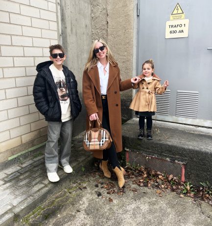 Winter Fashion in Camel – Stilvolles Farbschema für Groß & Klein