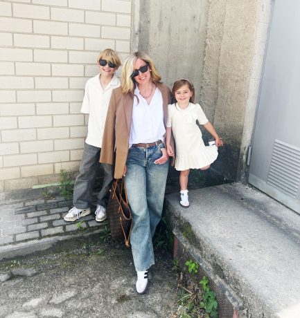 Modern Family Style in Soft Neutrals